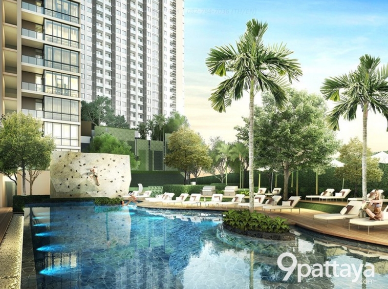 Unixx South Pattaya pool area