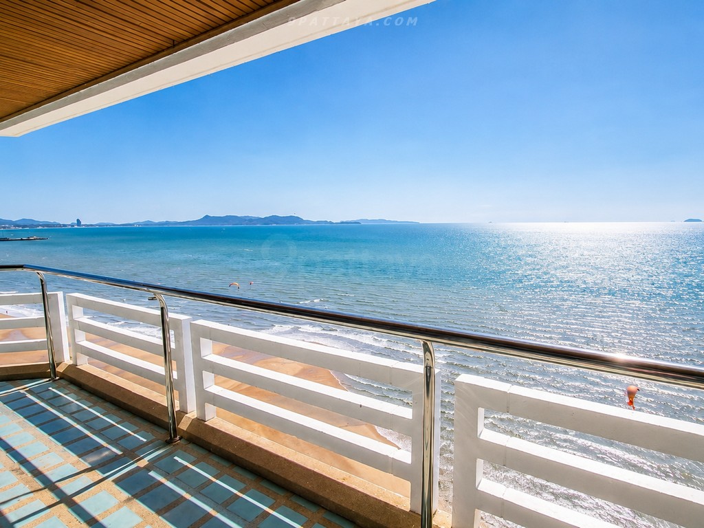 ✨ ให้เช่าคอนโดติดหาด Goldensand Beachside Condominium | วิวทะเล 180 องศา ✨ – ภาพหลัก – Na Jomtien – #9P-14775