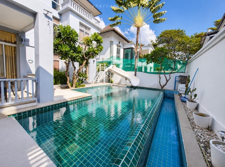 ✨ ขาย / เช่า บ้านพูลวิลล่า นาคาวารี | บ้าน 3 ชั้น 4 ห้องนอน ✨ – ภาพหลัก – Na Jomtien – #9P-15778