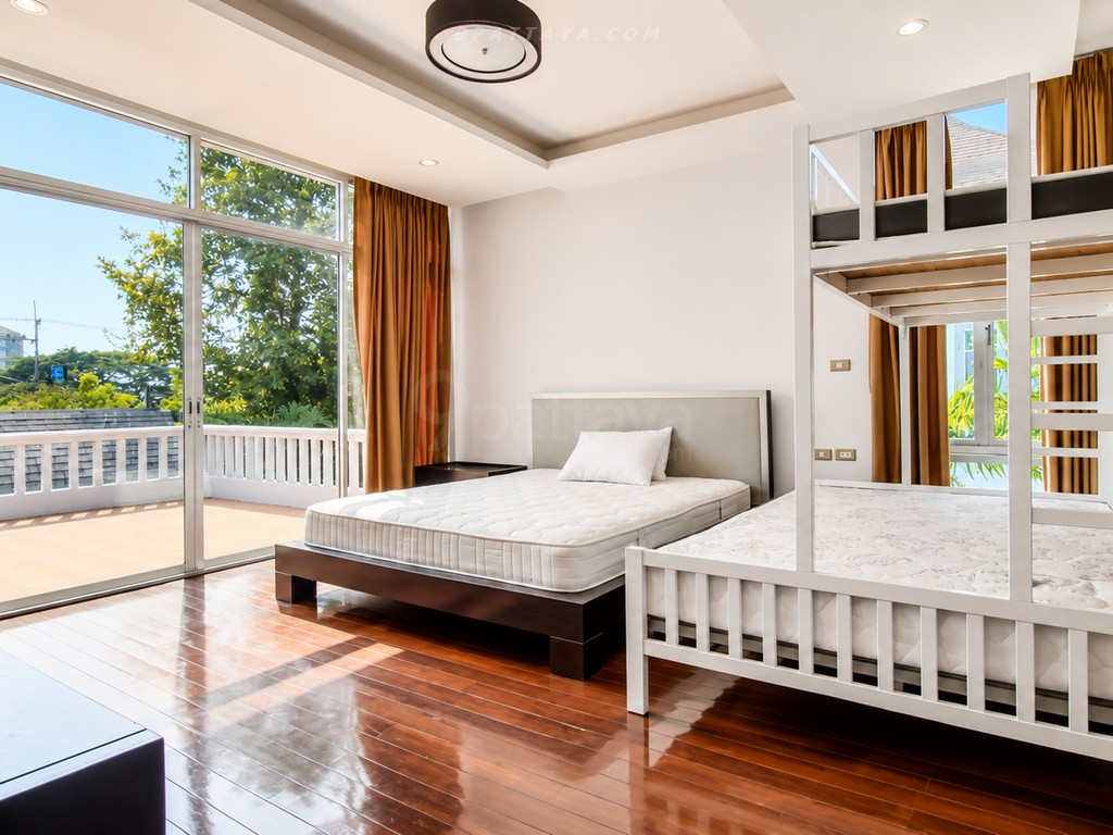 ✨ ขาย / เช่า บ้านพูลวิลล่า นาคาวารี | บ้าน 3 ชั้น 4 ห้องนอน ✨ – ภาพที่ 5 – Na Jomtien – #9P-15778