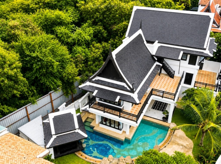 ✨ ให้เช่า Luxury Exclusive Pool Villa | ใกล้หาดนาจอมเทียน เดินไปทะเลได้ ✨ – ภาพหลัก – Na Jomtien – #9P-16199