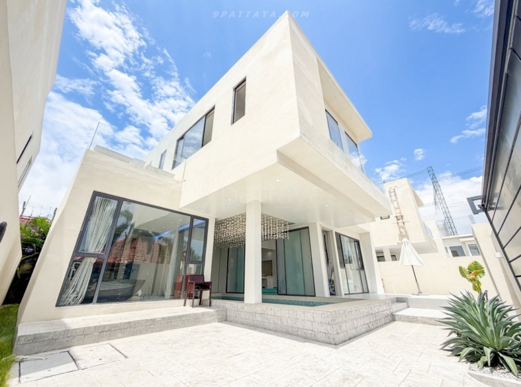 ✨ ขายบ้านสร้างใหม่ Pool Villa | ซอยสยาม | งบไม่เกิน 10 ล้านบาท ✨ – ภาพหลัก – East Pattaya – #9P-16350