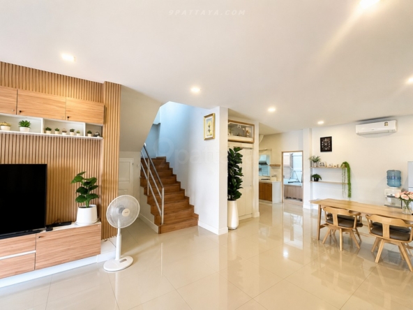 ✨ ขายด่วน บ้านเดี่ยว 2 ชั้นหลังมุม | Grand PMC 7 หนองปรือ | ใกล้มอเตอร์เวย์ ✨ – ภาพที่ 3 – East Pattaya – #9P-16409