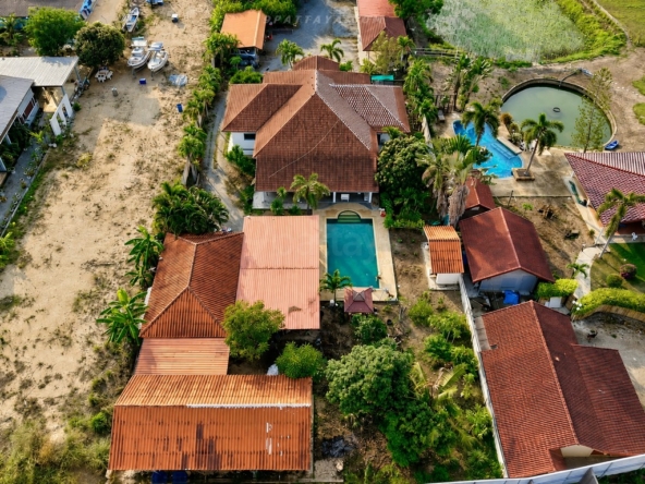✨ ขายด่วน บ้านเดี่ยวพร้อมที่ดิน ห้วยใหญ่ | 2 ไร่ 54 ตร.วา ✨ – ภาพหลัก – Huay Yai – #9P-16663